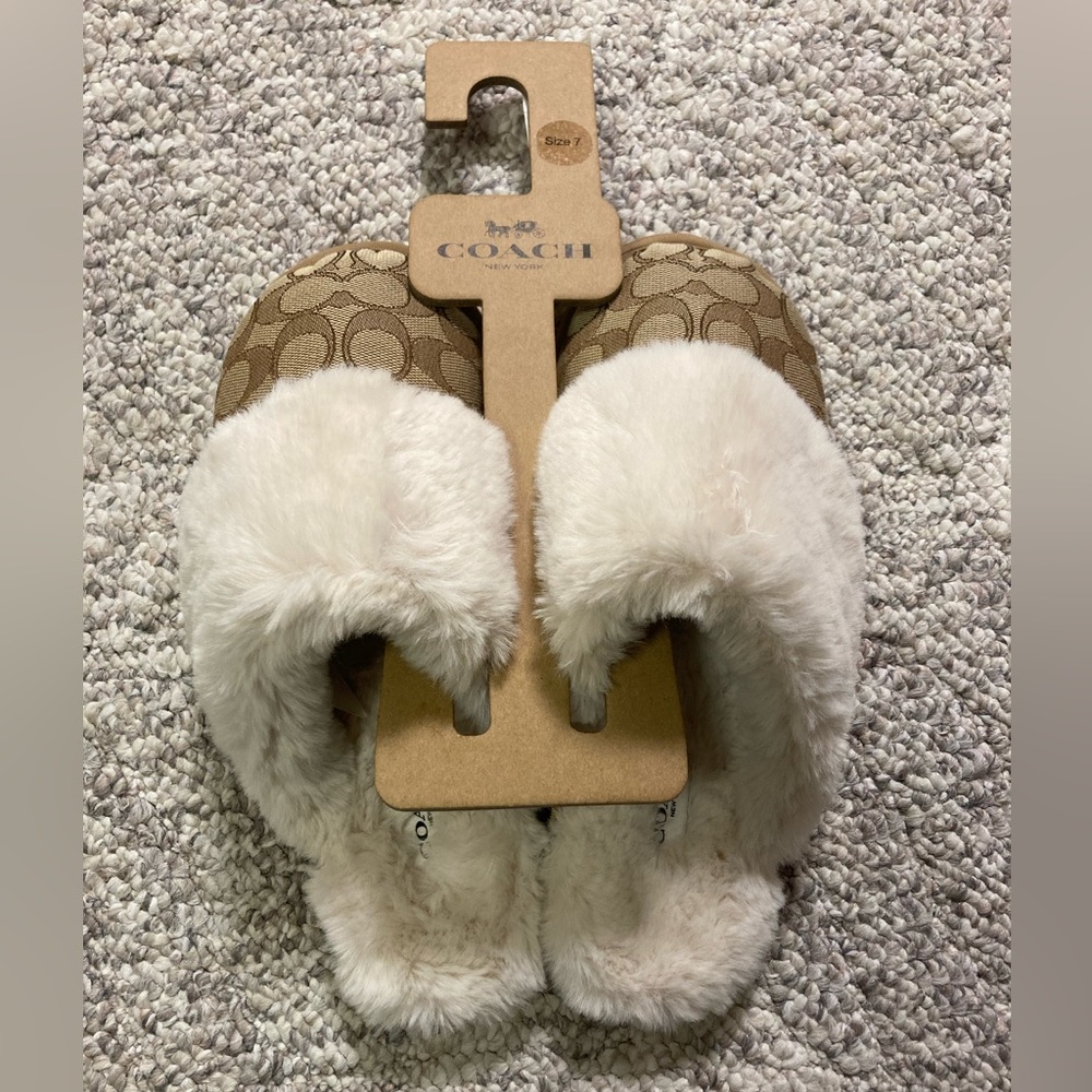 Coach Ziva Slipper Women’s Size 7 - Khaki